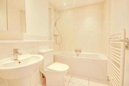 3 bedroom End of terrace house to let in Robinswood Close, Brockworth, Gloucester, GL3