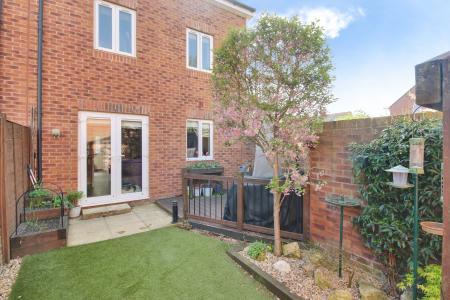 4 bedroom Semi-detached house for sale in Rudloe Drive, Kingsway, Gloucester, GL2