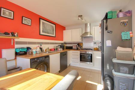 4 bedroom Semi-detached house for sale in Rudloe Drive, Kingsway, Gloucester, GL2