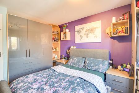 4 bedroom Semi-detached house for sale in Rudloe Drive, Kingsway, Gloucester, GL2