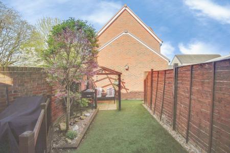 4 bedroom Semi-detached house for sale in Rudloe Drive, Kingsway, Gloucester, GL2