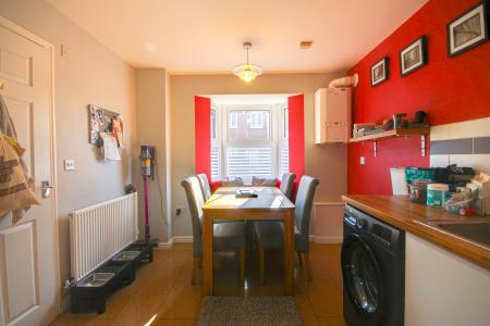 4 bedroom Semi-detached house for sale in Rudloe Drive, Kingsway, Gloucester, GL2