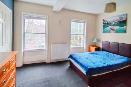 4 bedroom House share to let in Wellington Parade, GRH (Gloucestershire Royal Hospital), Gloucester, GL1