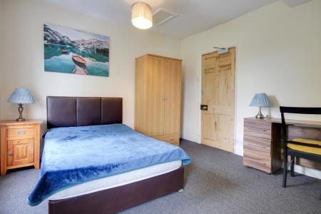 4 bedroom House share to let in Wellington Parade, GRH (Gloucestershire Royal Hospital), Gloucester, GL1