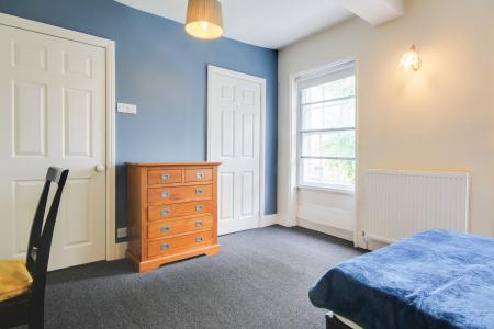4 bedroom House share to let in Wellington Parade, GRH (Gloucestershire Royal Hospital), Gloucester, GL1