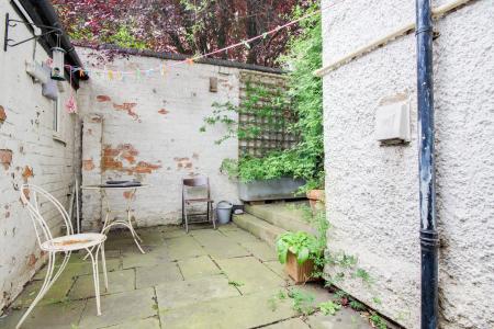 4 bedroom House share to let in Wellington Parade, GRH (Gloucestershire Royal Hospital), Gloucester, GL1