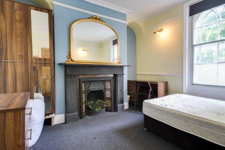 4 bedroom House share to let in Wellington Parade, GRH (Gloucestershire Royal Hospital), Gloucester, GL1