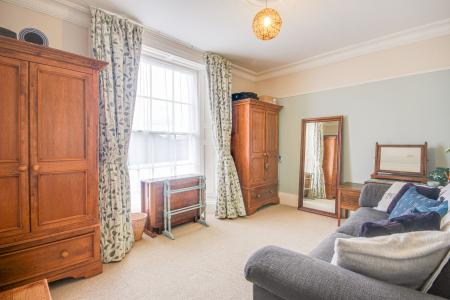 2 bedroom Flat for sale in Great Western Road, City Centre, Gloucester, GL1