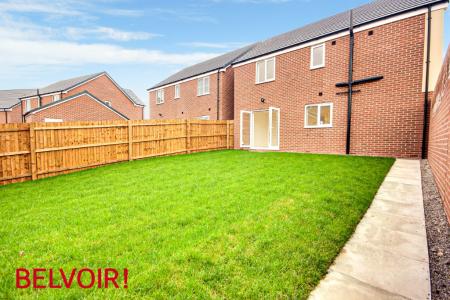 4 bedroom Detached house to let in Homeground Road, Tuffley, Gloucester, GL4