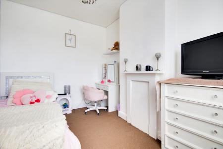 3 bedroom Terraced House to let in Widden Street, Barton, Gloucester, GL1