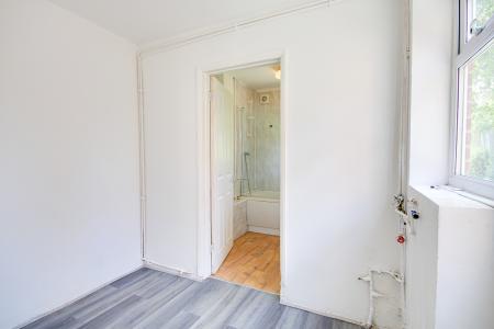 3 bedroom Semi-detached house for sale in Bishopstone Road, Barton, Gloucester, GL1
