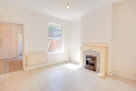 3 bedroom Semi-detached house for sale in Bishopstone Road, Barton, Gloucester, GL1