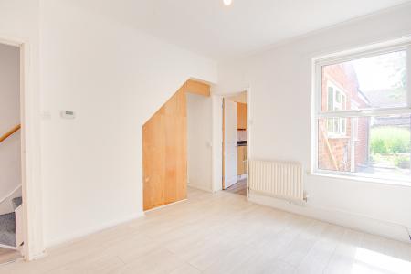 3 bedroom Semi-detached house for sale in Bishopstone Road, Barton, Gloucester, GL1