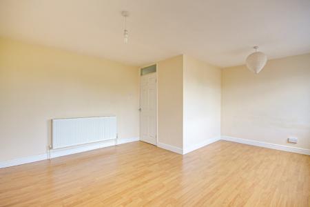 2 bedroom Flat to let in Glenville Parade, Hucclecote, Gloucester, GL3