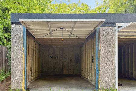 0 bedroom Garages for sale in Summer Crescent, Stroud, GL5