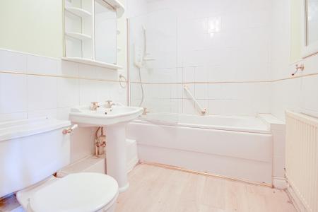 3 bedroom Detached bungalow for sale in Hempsted Lane, Hempsted, Gloucester, GL2