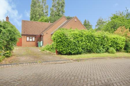 3 bedroom Detached bungalow for sale in Hempsted Lane, Hempsted, Gloucester, GL2