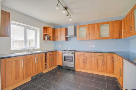 3 bedroom Semi-detached house for sale in Park Avenue, Longlevens, Gloucester, GL2