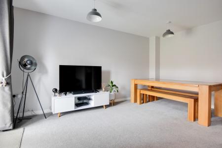 3 bedroom Semi-detached house to let in Halton Way, Kingsway, Gloucester, GL2