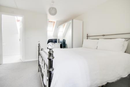 3 bedroom Semi-detached house to let in Halton Way, Kingsway, Gloucester, GL2