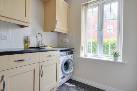 3 bedroom Semi-detached house to let in Halton Way, Kingsway, Gloucester, GL2