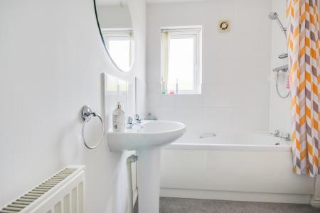 3 bedroom Semi-detached house to let in Halton Way, Kingsway, Gloucester, GL2