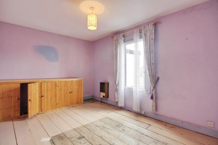 2 bedroom Terraced House for sale in Victoria Street, Barton, Gloucester, GL1