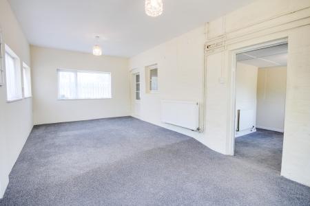 3 bedroom Detached house to let in Rookery Villas, Minsterworth, Gloucester, GL2