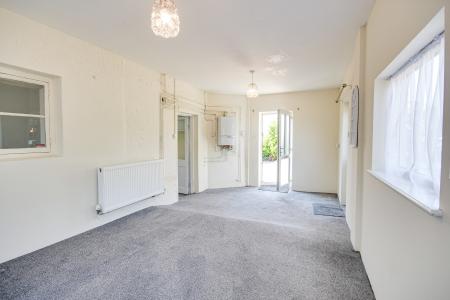 3 bedroom Detached house to let in Rookery Villas, Minsterworth, Gloucester, GL2