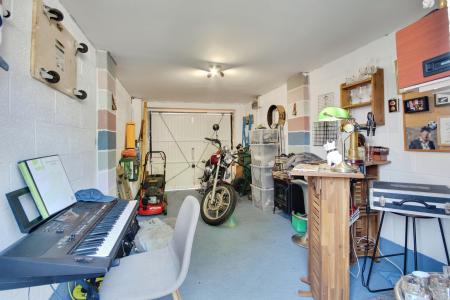 4 bedroom Detached house for sale in Vine Terrace, Kingsholm, Gloucester, GL1