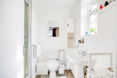 2 bedroom Flat for sale in Harescombe Drive, GRH (Gloucestershire Royal Hospital), Gloucester, GL1