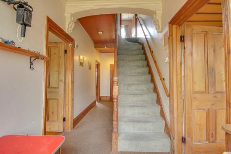4 bedroom Detached house for sale in Stroud Road, Tuffley, Gloucester, GL4