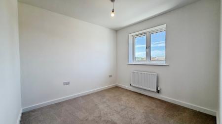 3 bedroom Semi-detached house to let in Rowan Way, Hunts Grove, Gloucester, GL2
