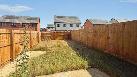 3 bedroom Semi-detached house to let in Rowan Way, Hunts Grove, Gloucester, GL2