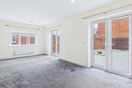 4 bedroom Detached house to let in Millstone Way, Tuffley, Gloucester, GL1