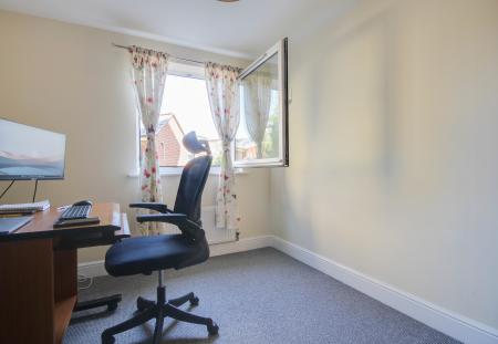 2 bedroom Flat to let in Longhorn Avenue, Cattle Market/St Oswalds Retail Park, Gloucester, GL1