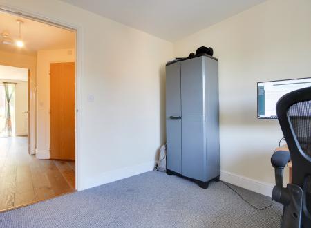 2 bedroom Flat to let in Longhorn Avenue, Cattle Market/St Oswalds Retail Park, Gloucester, GL1
