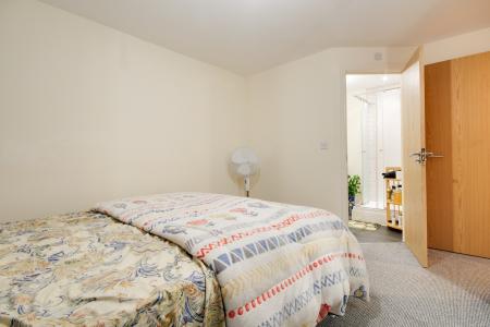 2 bedroom Flat to let in Longhorn Avenue, Cattle Market/St Oswalds Retail Park, Gloucester, GL1
