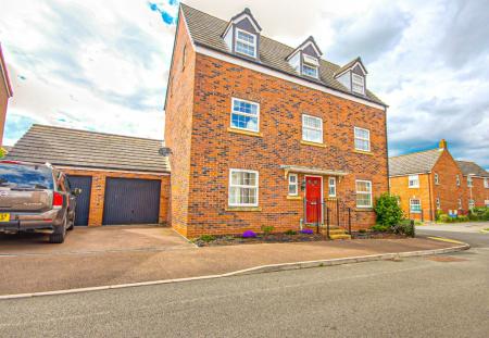 Stafford Close, Kingsway, Gloucester, GL2