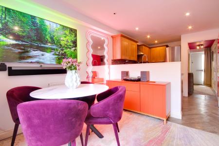 4 bedroom End of terrace house for sale in The Forge, Hempsted, Gloucester, GL2