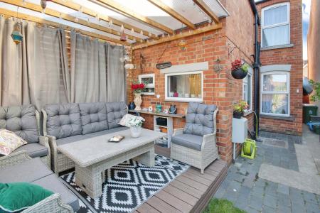 3 bedroom Semi-detached house for sale in Linden Road, Linden, Gloucester, GL1