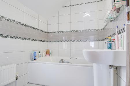 3 bedroom Semi-detached house for sale in Linden Road, Linden, Gloucester, GL1