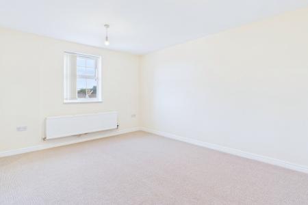 2 bedroom Flat to let in Bowthorpe Drive, Coopers Edge, Gloucester, GL3