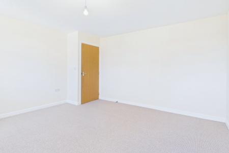 2 bedroom Flat to let in Bowthorpe Drive, Coopers Edge, Gloucester, GL3