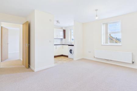 Bowthorpe Drive, Coopers Edge, Gloucester, GL3