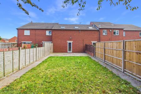 1 bedroom Coach House for sale in Burford Mews, Gloucester, GL1
