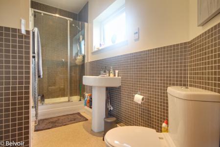 1 bedroom Flat to let in Sutherland Close, Gloucester, GL4