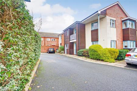 1 bedroom Flat to let in Sutherland Close, Gloucester, GL4
