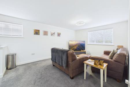 2 bedroom Flat for sale in Bristol Road, Quedgeley, Gloucester, GL2