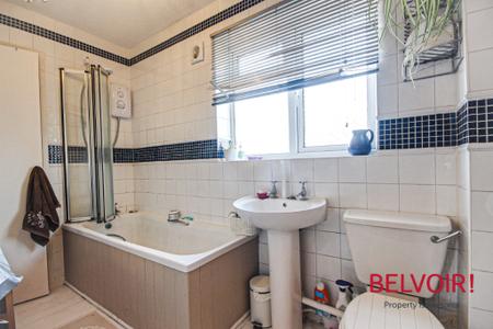 1 bedroom Terraced House to let in Armscroft Court, Barnwood, Gloucester, GL2